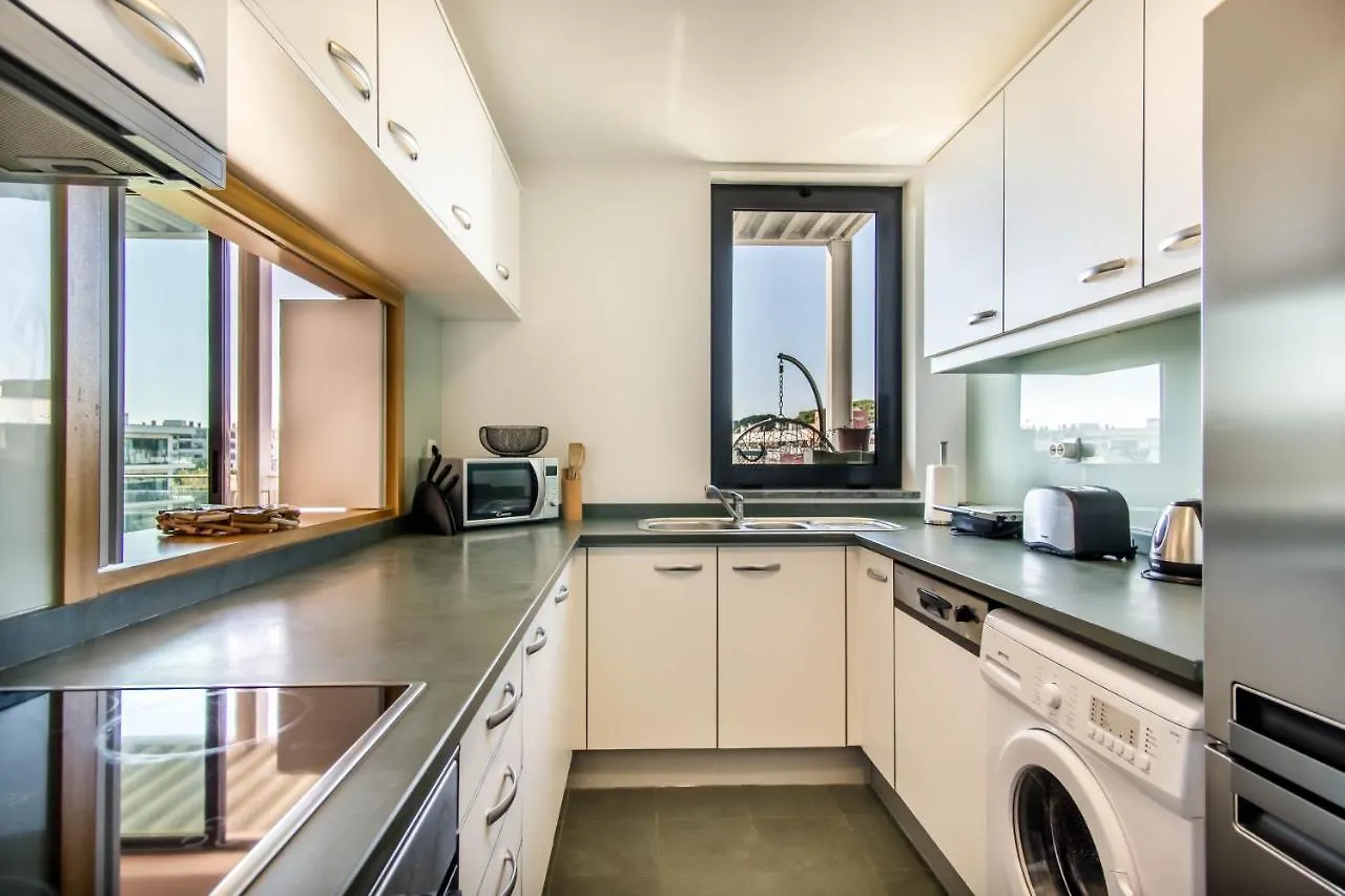 Superbe Appartement Spacieux Avec Terrasse Vue Piscine Vilamoura Appartamento